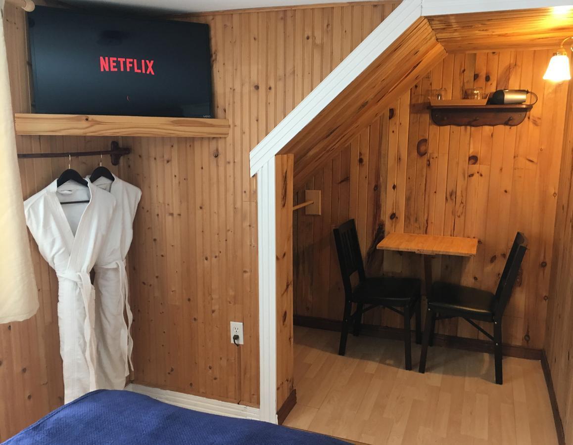 그랑드 버거론즈 La Chouette Viree B&B 외부 사진