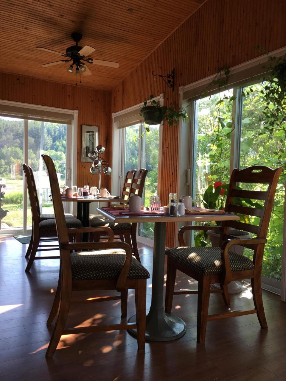 그랑드 버거론즈 La Chouette Viree B&B 외부 사진
